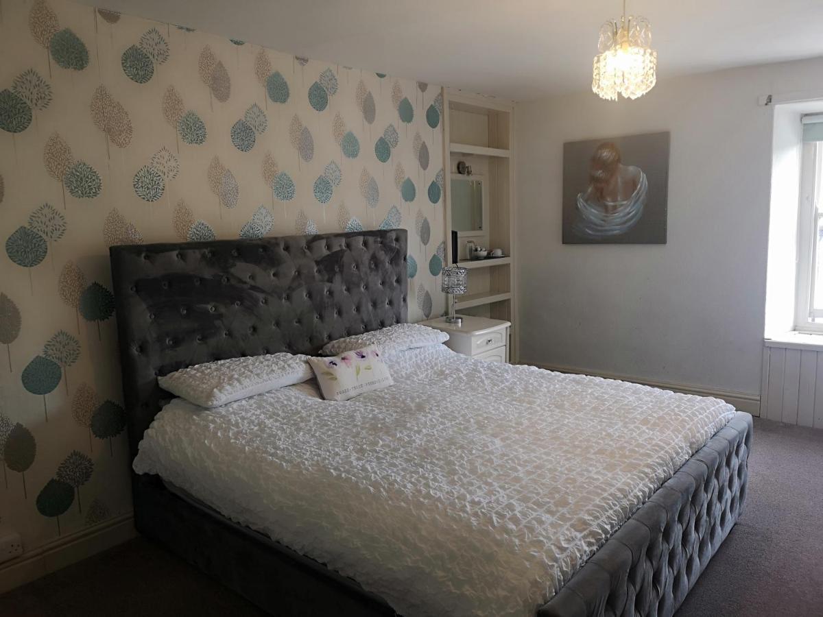 Red Lion Hotel Ystrad Meurig Esterno foto