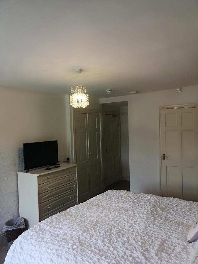 Red Lion Hotel Ystrad Meurig Esterno foto